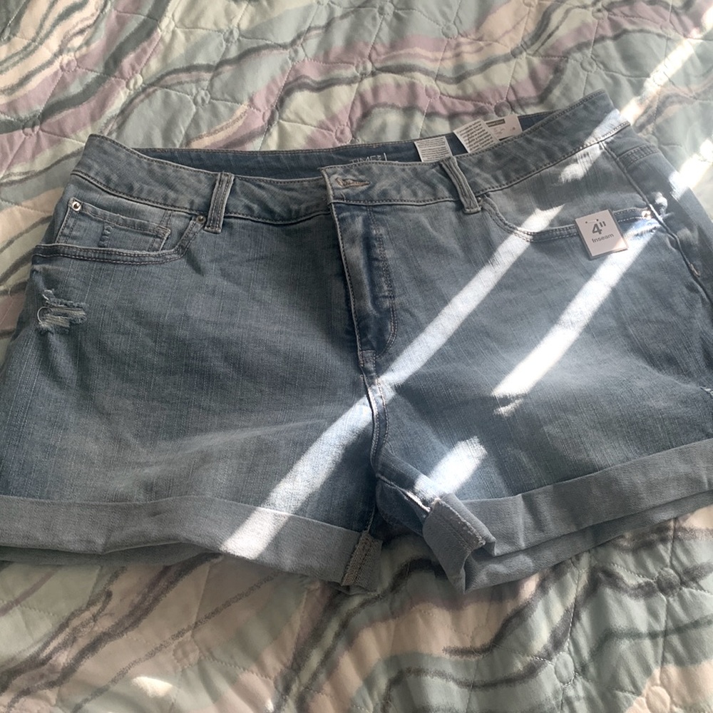 Time and Tru New shorts.never worn with tags